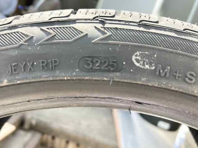 Pirelli Pneus & Kompletträder: ||•  5 Einzelpneus - 5 Stück /183s – Neu und originalverpackt aus Zürich von LUIS-B 7