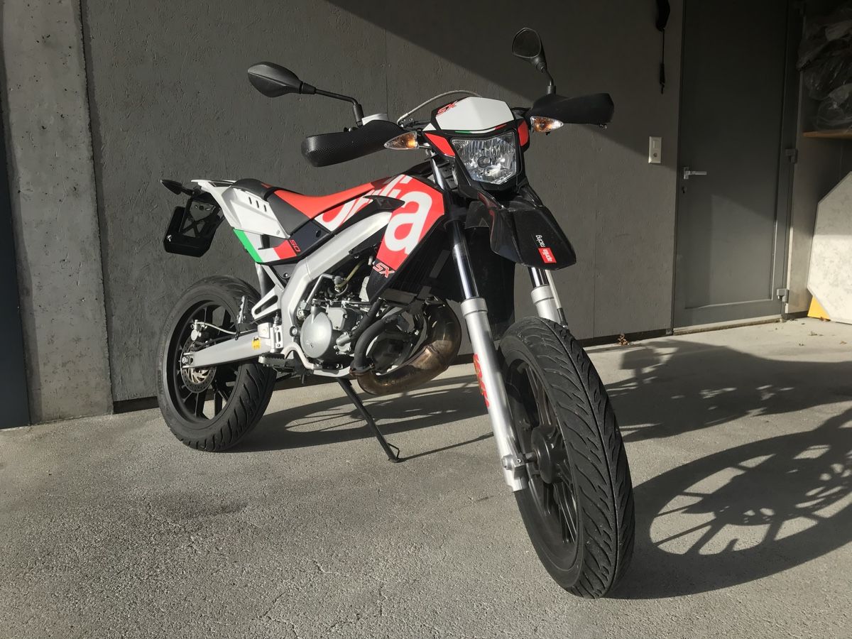 Aprilia Enduro: Aprilia SX 50 – Gebraucht aus Schwerzenbach von