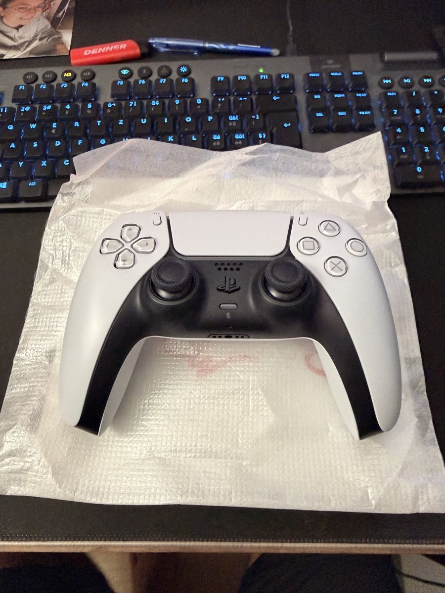 Sony Controller: PS5 DualSense Controller Original Weiss – Neu (gemäss Beschreibung) aus Selzach von SiendoGaming