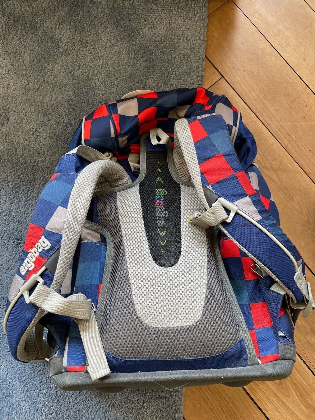 Ergobag Borse & Zaini: ERGOBAG Set: Pack + Turnsack + Mappe + 5 Kletties – Usato da Frasnacht venduto da GracyStore 5