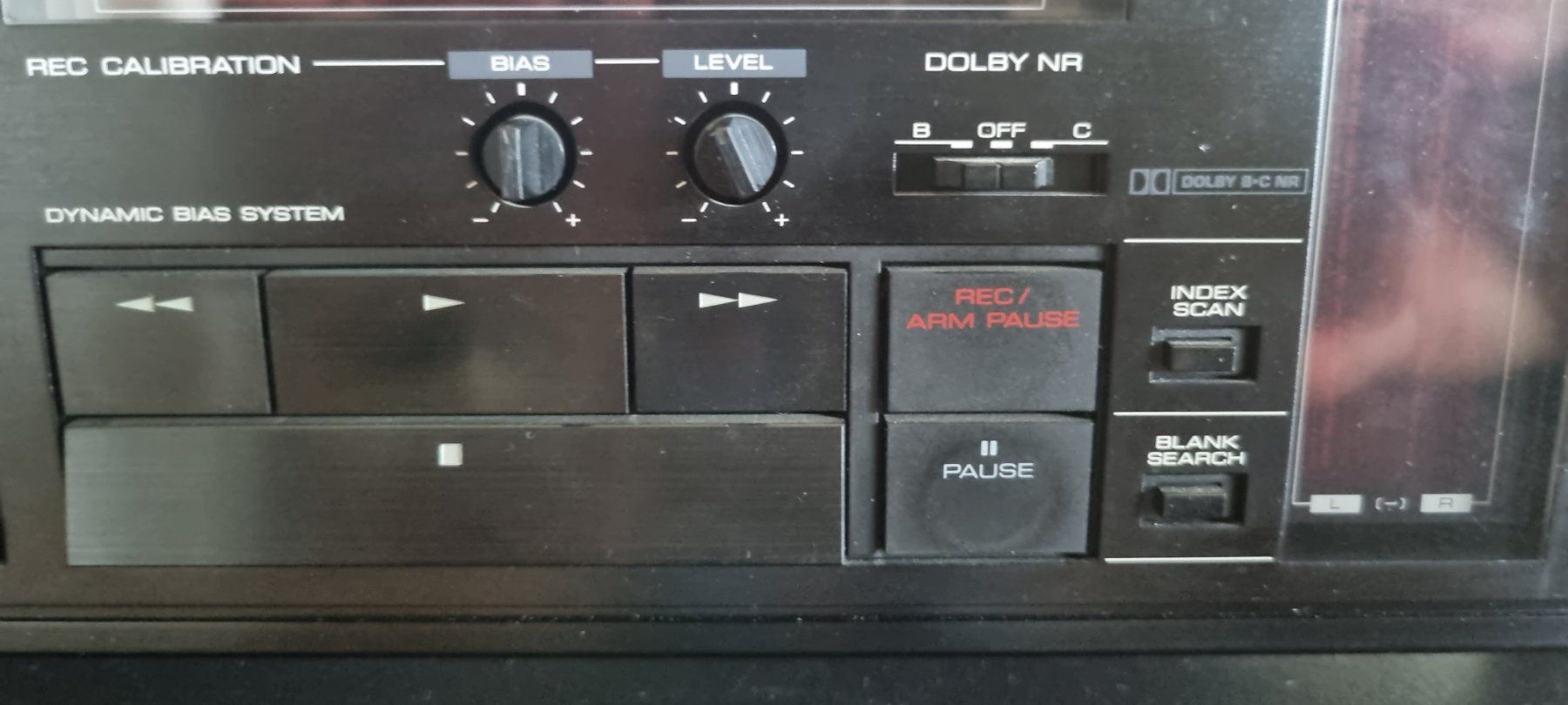 Registratori: Cassettenrecorder Marke Kenwood – Usato da Lachen SZ venduto da LinDiscount 7