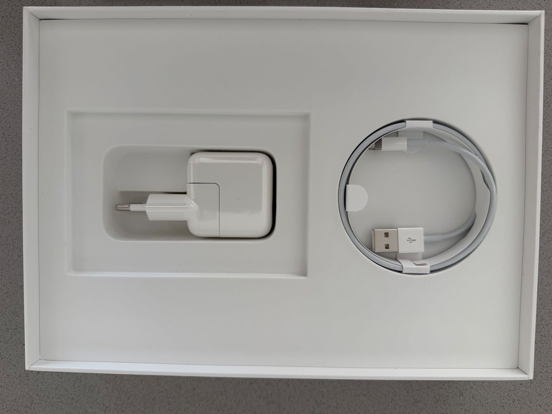 Apple Tablettes PC: Apple iPad Tablet grau gebraucht mit Ladekabel – D'occasion à Winkel par mic_8kbz 5