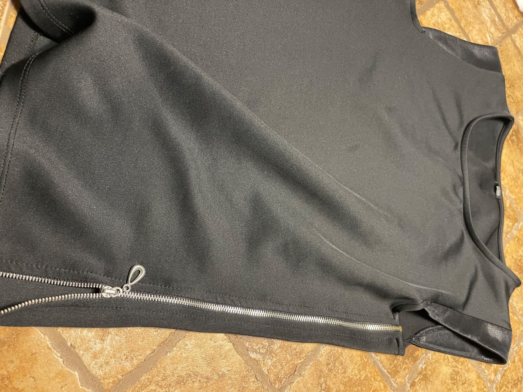 Guess Camicette: Guess Blusa -Un lato completamente con cerniera – Nuovo (secondo la descrizione) da Gordevio venduto da LanaZimm 5