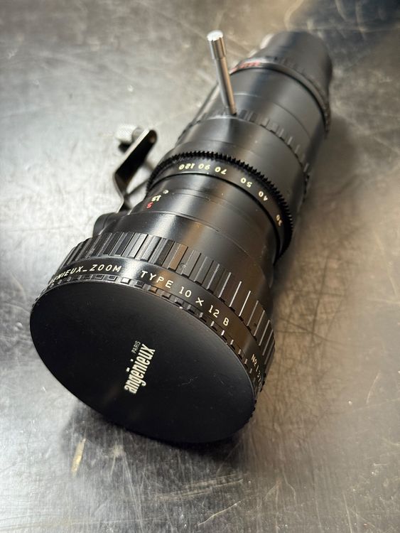 Annonce occasions - Caméra Pathé Professional Reflex 16 AT BTL + Objectif Angénieux-Zoom Type