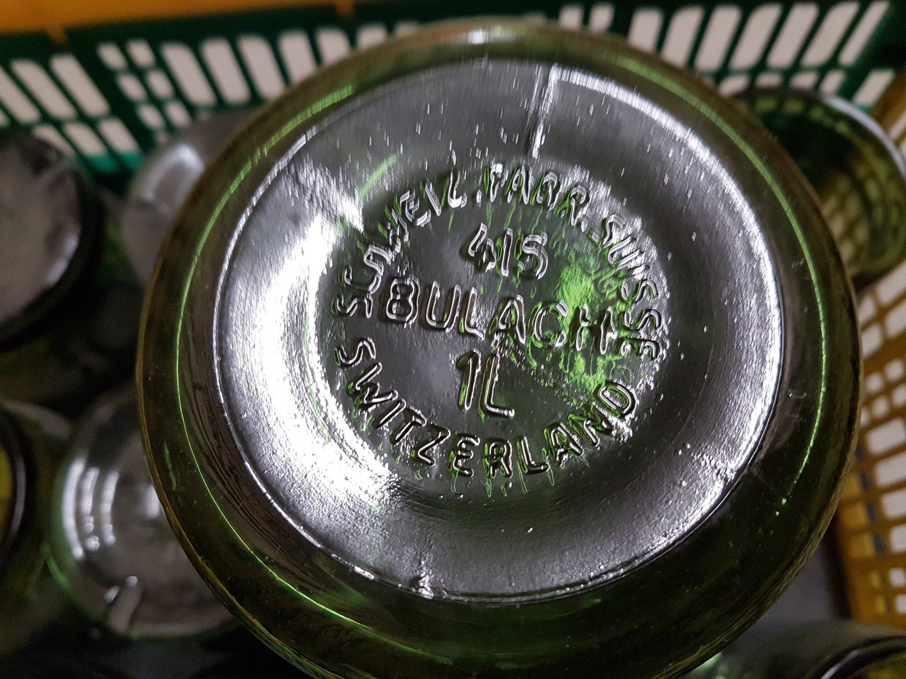 Bülacher Contenitori & Simili: 12x Bülach Glas 1L komplett – Usato da Wallisellen venduto da Swissline11 2