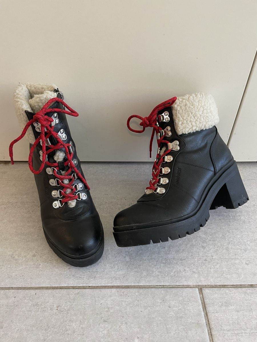 Scarpe da donna: Nine West Leather Boots – Nuovo (secondo la descrizione) da Roche VD venduto da closetcleanse 7
