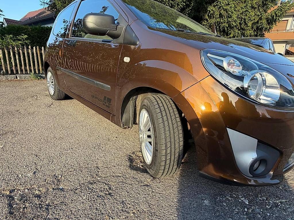 Autos: Renault Twingo ab Service und mfk  – D'occasion à Bischofszell par zan_7zvn 3