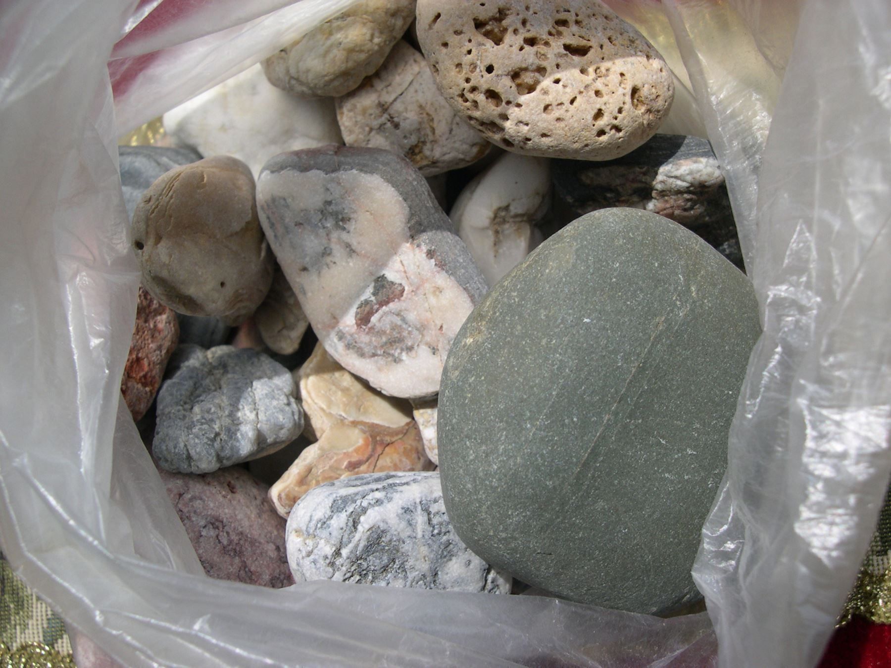 Kit bricolage: MUSCHELN + STEINE (Zum Basteln........ – Usato da Thun venduto da Catfriends 1