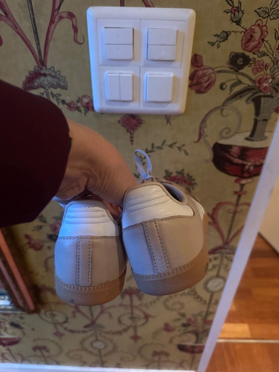 Adidas Scarpe da donna: Adidas samba – Usato da Zürich venduto da crausc 1