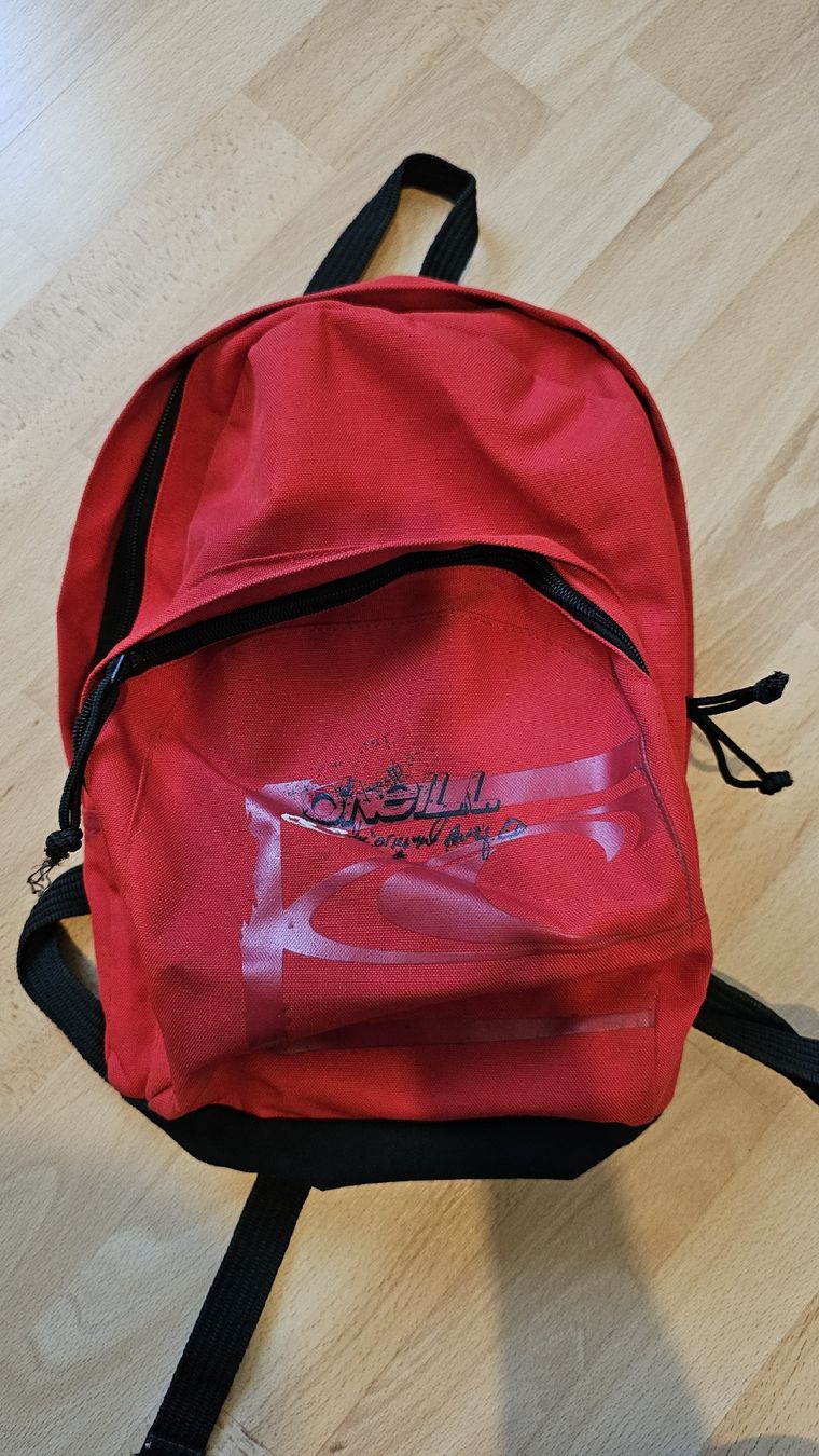 O'Neill Rucksäcke: Roter O'Neill Rucksack – Gebraucht aus Suberg von nat_qvg5