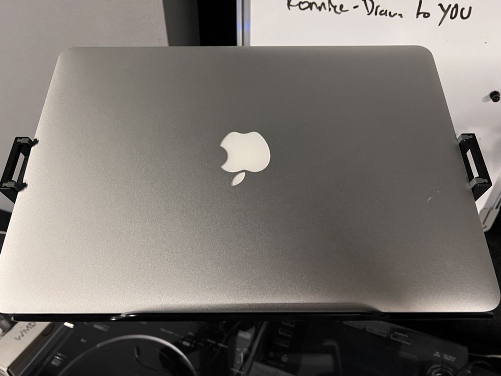 Apple Notebook: Apple Macbook Air 13.3" i7 1.7GHz 512gb HDD – Usato da Teufen AR venduto da Seantyas 4