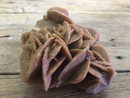 MINERALIEN  SANDROSE