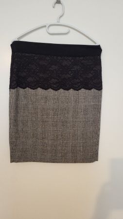 Zara Skirt 20chf wool and lace