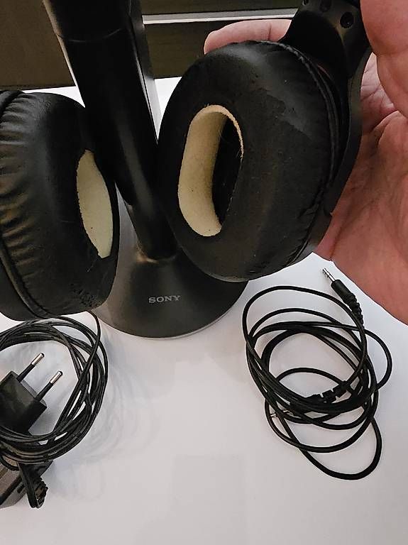 Sony Casques audio: Sony TMR- RF895R Funkkopfhörer – D'occasion à Port par sold54 1