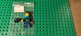 Mini figurine Lego ( Video Game Player )