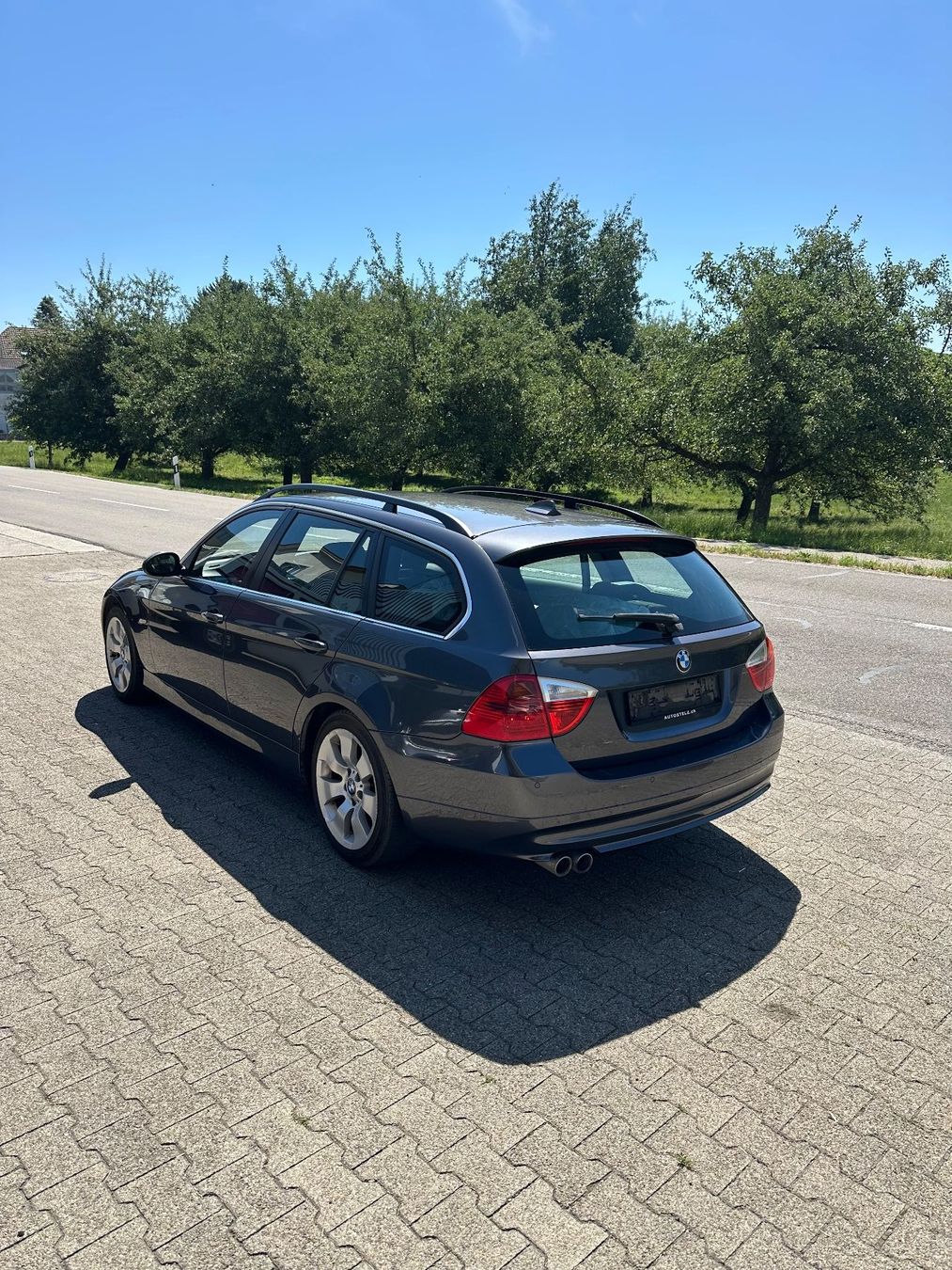 BMW Autos: BMW 325d Touring – Gebraucht aus Zuckenriet von DGZ2020 1