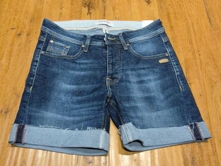 26 oder 34 -  Grösse, Jeans Bermudas von GANG, Damen