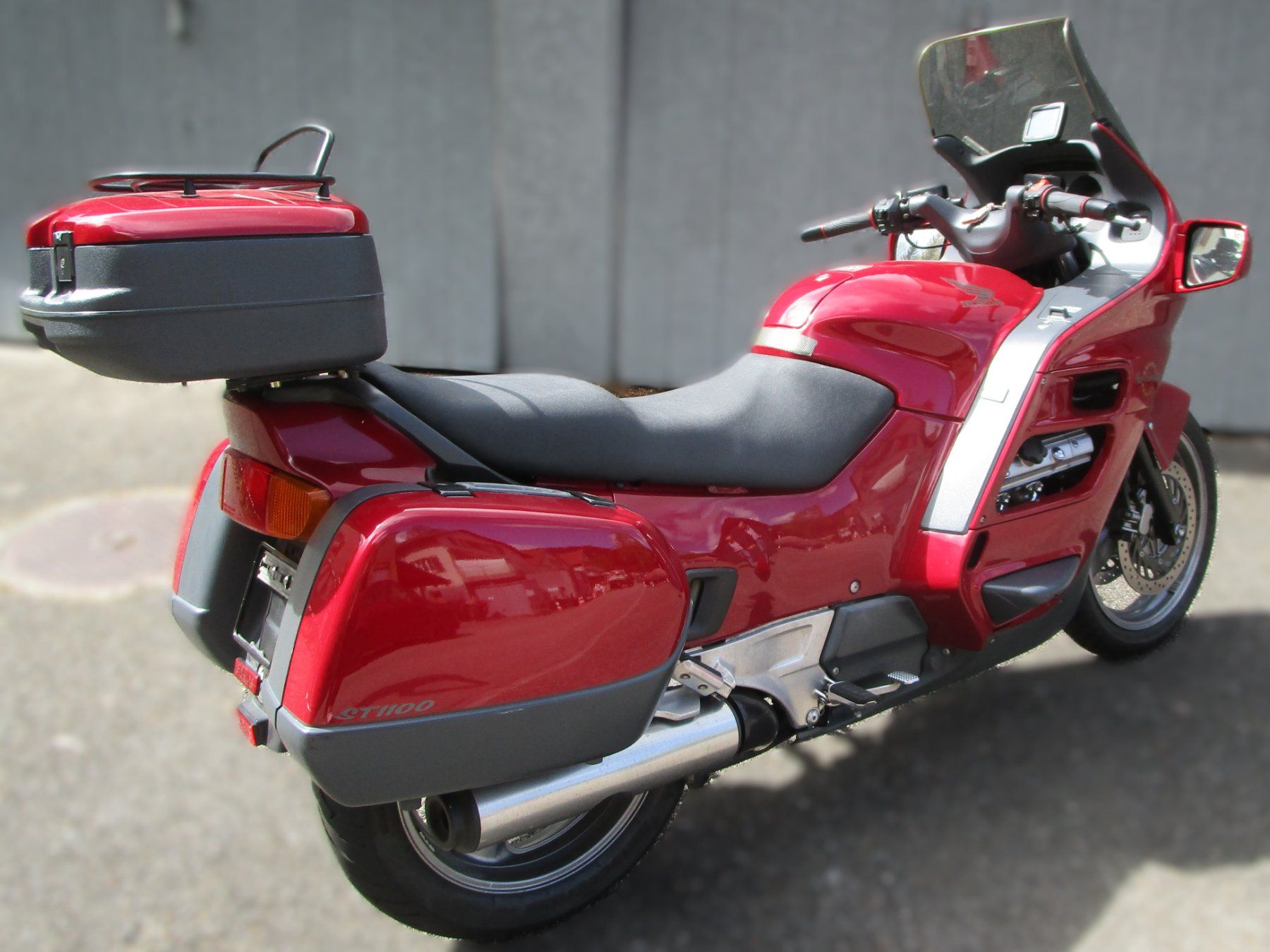 Honda Touring: HONDA Pan European ST1100 - Sehr gepflegtes Motorrad – Gebraucht aus Oberdorf BL von isakurt 2