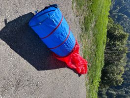 Hundetunnel Agility blau rot faltbar guter Zustand