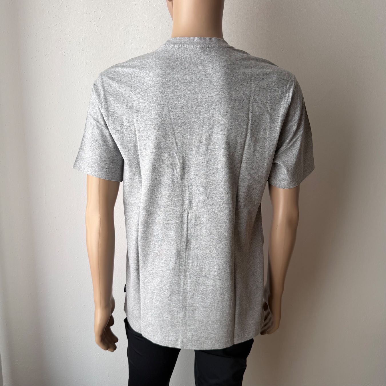 T-shirt: ONLY & SONS T-Shirt – Usato da Zürich venduto da ClosetQueen 5