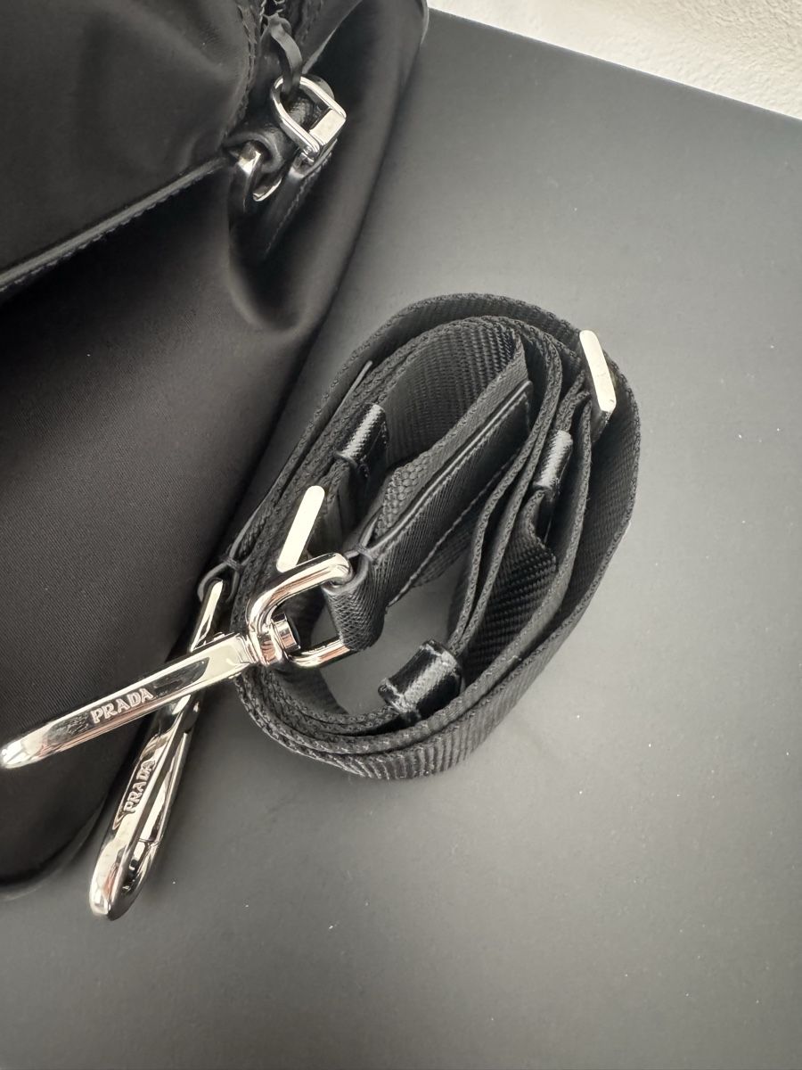 Prada Taschen: Prada travel bag, like new – Neu (gemäss Beschreibung) aus Dübendorf von fra_h2bp 8