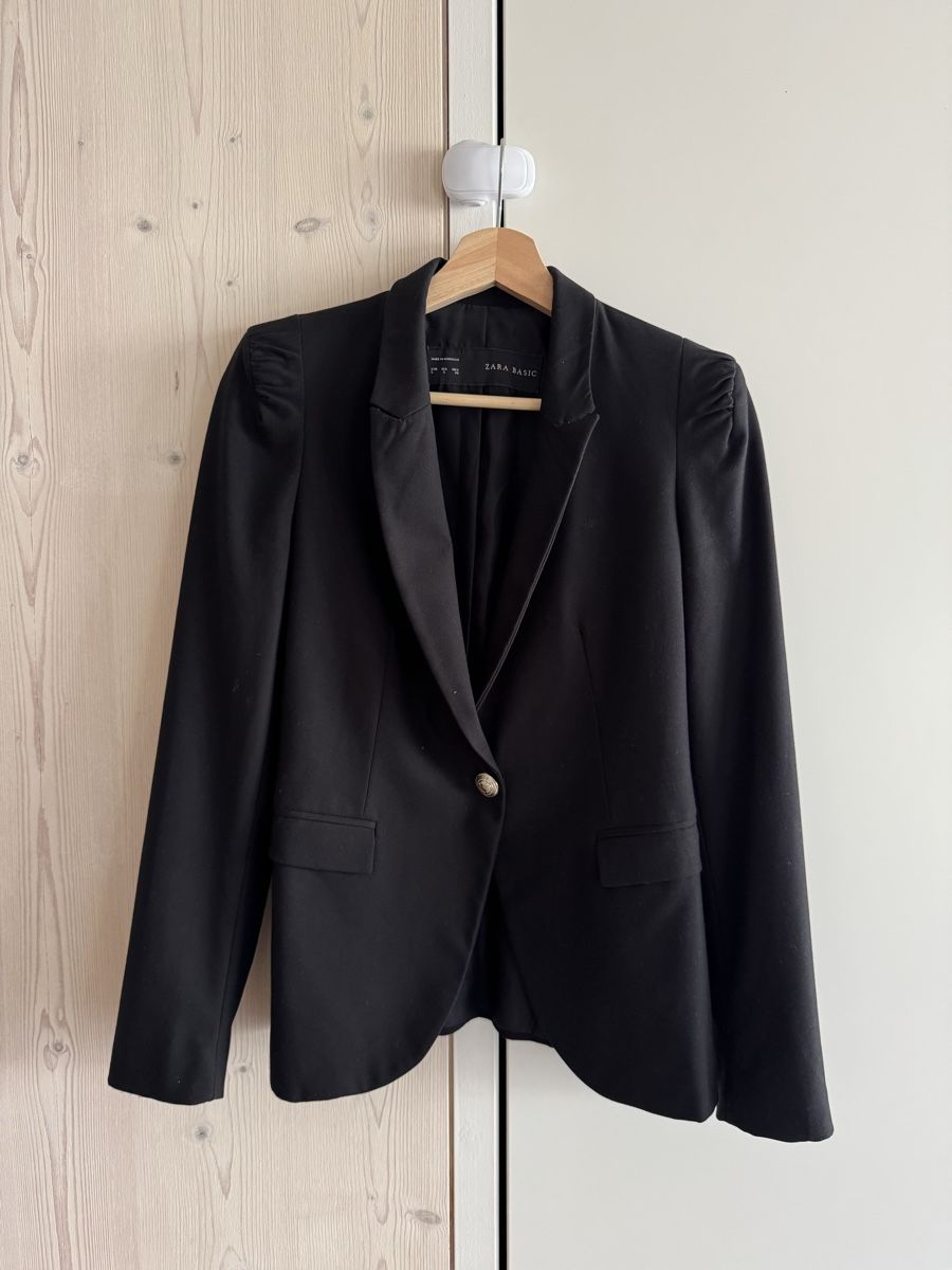 Zara Jacken: Zara Black Blazer Size S – Neu (gemäss Beschreibung) aus Nänikon von rom_tj66 1