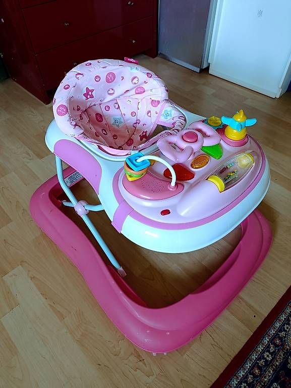 Véhicules pour enfants: Lauflernhilfe  GRATIS – D'occasion à Berg TG par Gisela86 1