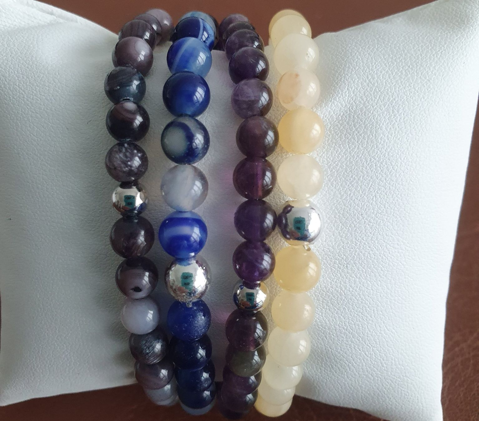 Bracciali & Braccialetti: Blauer Achat 6mm Perlen- Elast - Armband – Nuovo (secondo la descrizione) da Hombrechtikon venduto da mincky 3