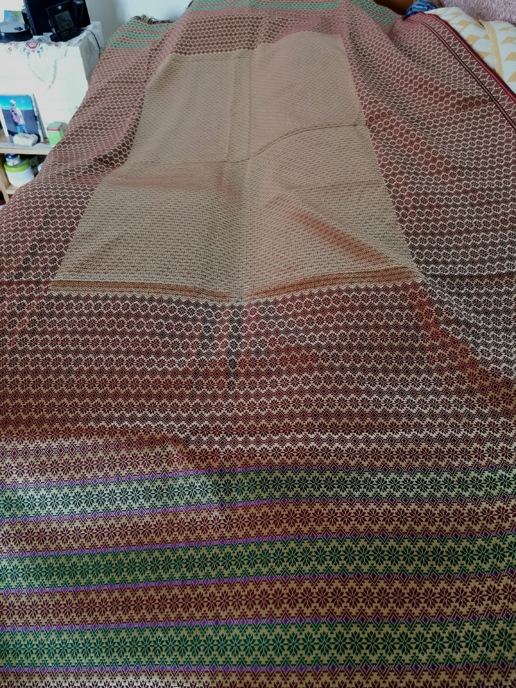 Coperte: Sofa/Bettüberwurf aus Laos.Neu! – Nuovo e nell'imballaggio originale da St.Gallen venduto da wanderin6