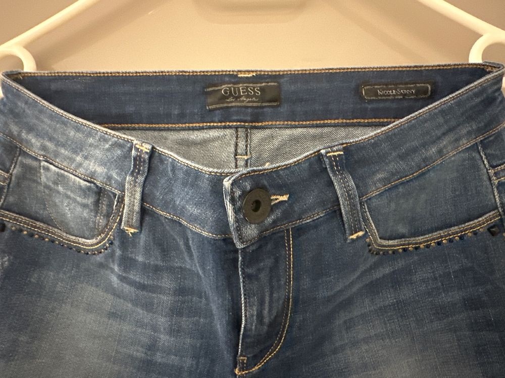 Guess nicole outlet skinny jeans