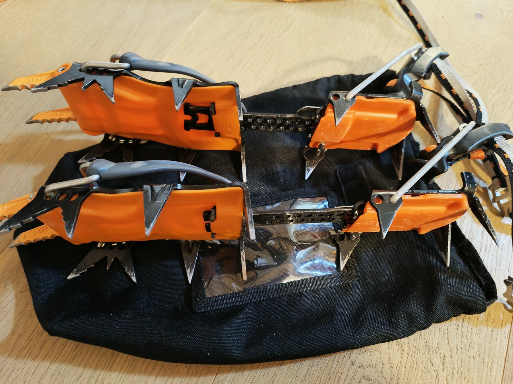 Petzl Sonstiges zum Bergsteigen & Wandern: Petzl Lynx – Gebraucht aus Basel von  3