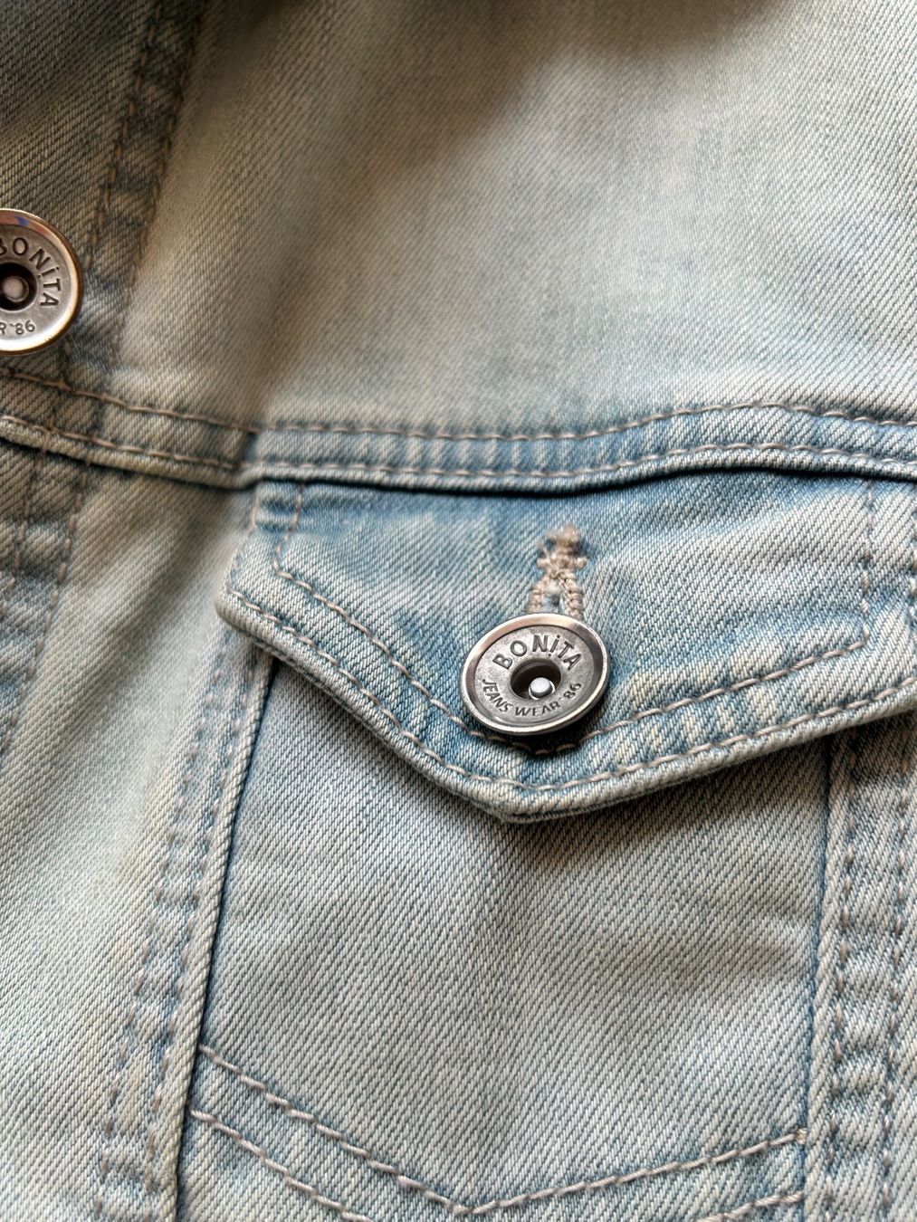 Bonita Giacche: BONITA Jeansjacke – Usato da Dättwil AG venduto da fio_d76l 3