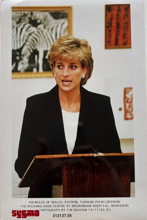 PARIS MATCH LOT de 13 Magazines Princesse DIANA Lady Di (1987-2003) EUR 40,00 - FR