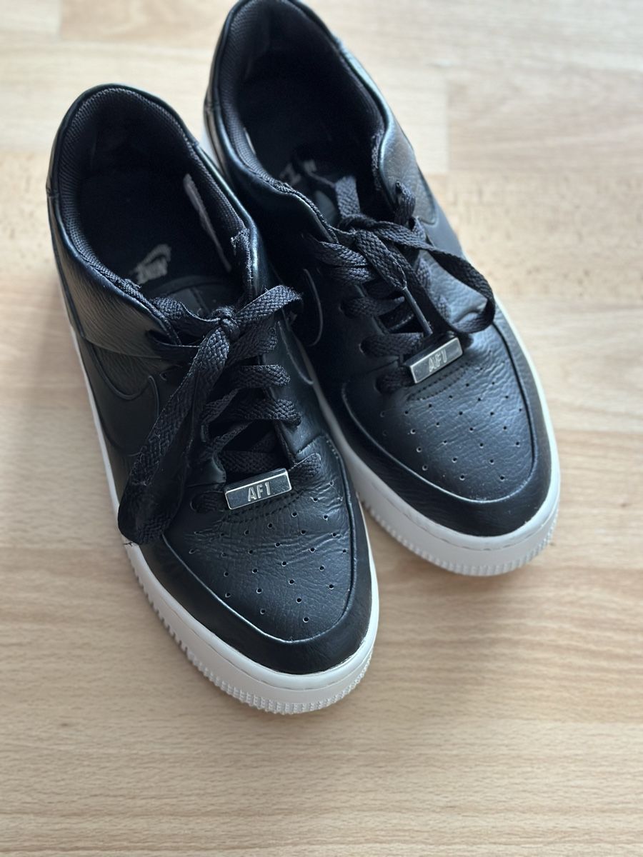 Nike Scarpe da uomo: Nike – Usato da Laufen venduto da Vatti 2