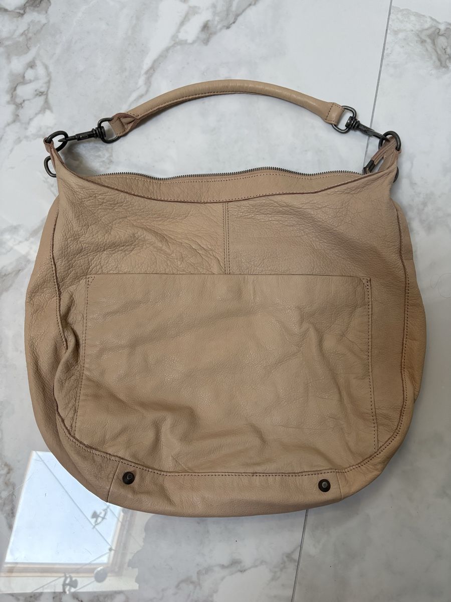 Liebeskind Borse da donna: Ledertasche Liebeskind neuwertig  – Usato da Estavayer-le-Lac venduto da Mimmy02 6