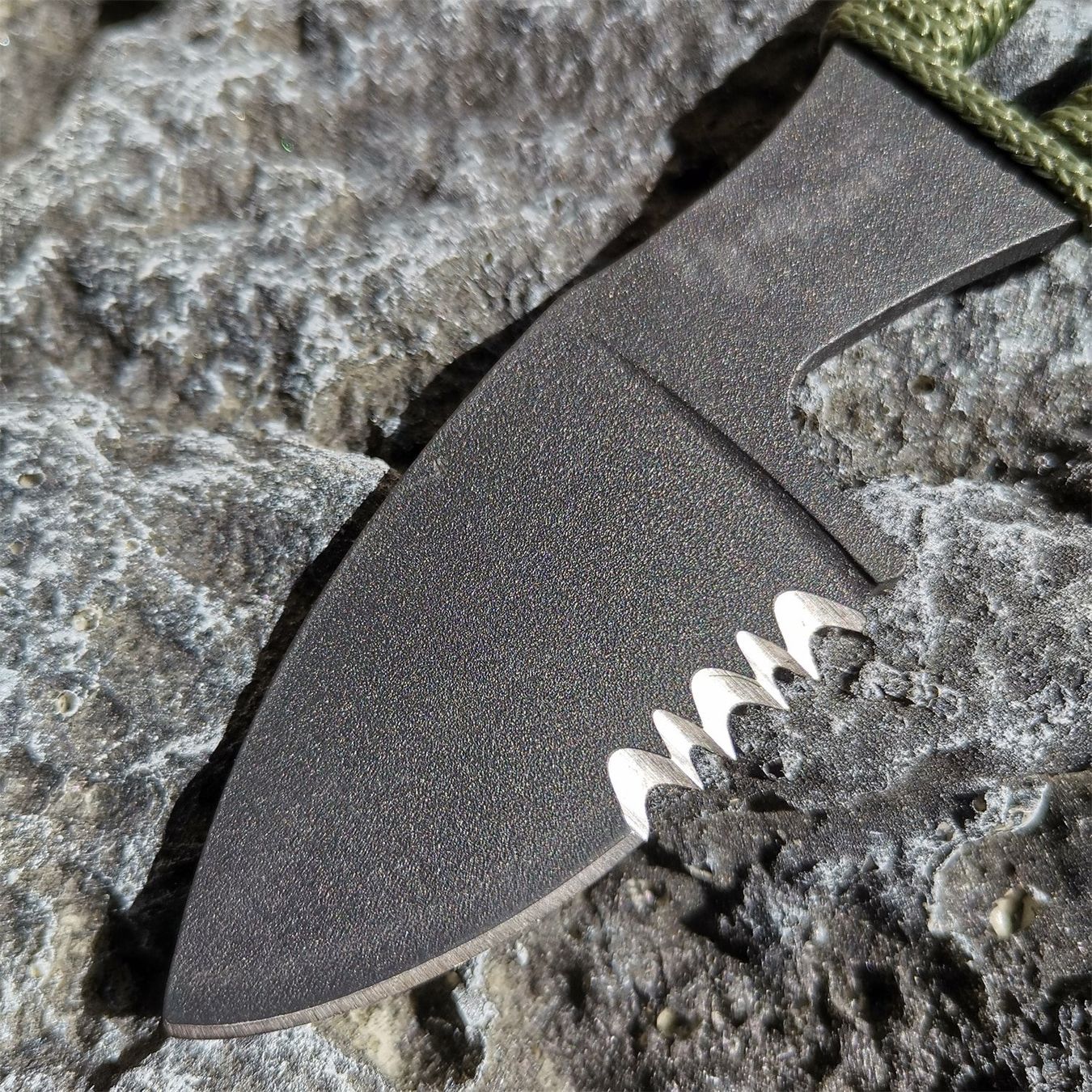 Coltellini militari: cooles Neck Knife – Nuovo (secondo la descrizione) da Tumegl/Tomils venduto da Steinschleuder-Shop 4