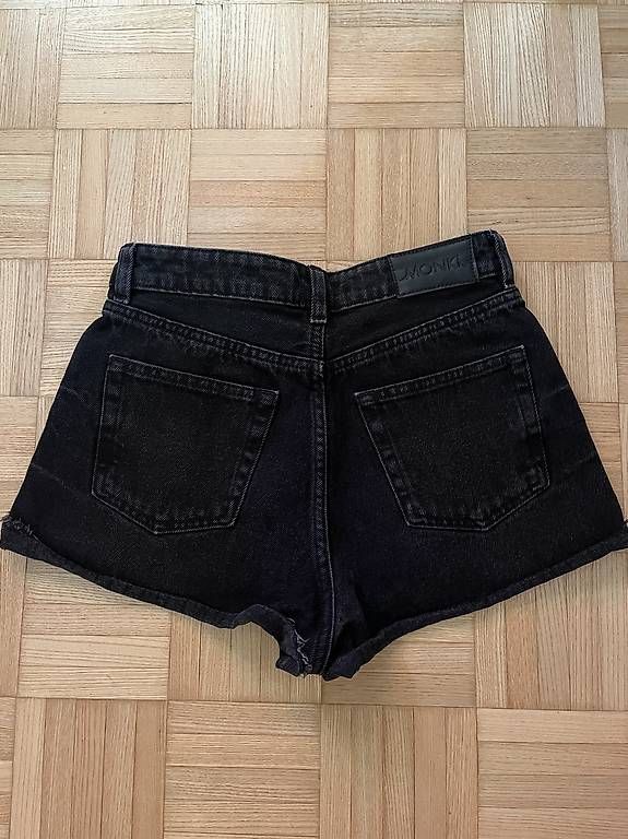 Monki Jeans: Jeansshorts schwarz Monki Grösse 25 – Usato da Zürich venduto da rit_g825 1