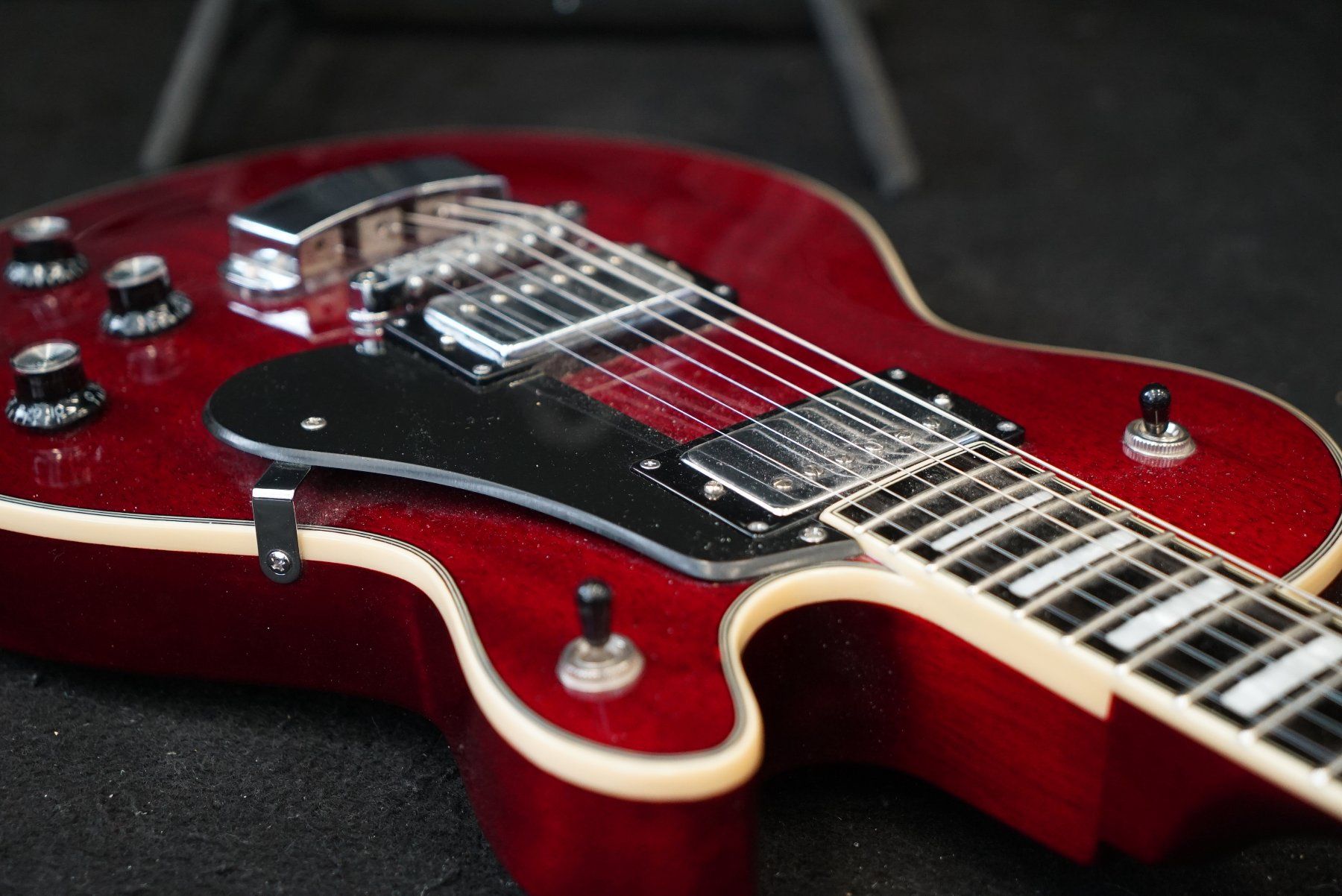Hagström Strumenti musicali: Hagstrom Swede E-Gitarre mit Bag – Usato da Ortschwaben venduto da Musictrade 3