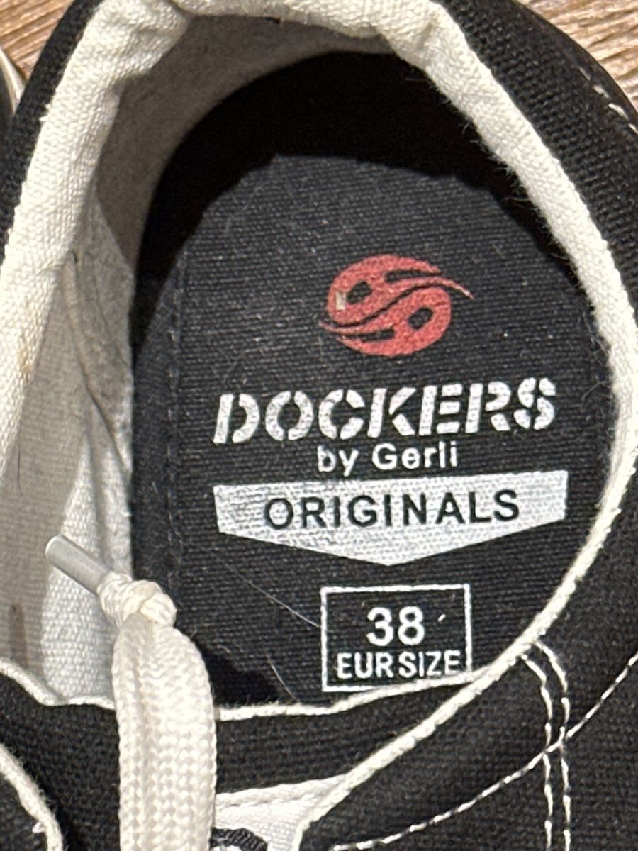 Schuhe für Jungen: Schuh Gr.38 – Gebraucht aus Pratteln von Nala78 1