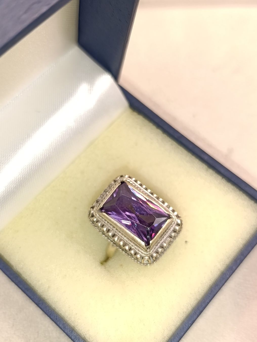 Ringe: Einzigartige 925er Silber Ring mit Amethyst 80er Top – Gebraucht aus Steffisburg von 1.Schmuckschatulle 1