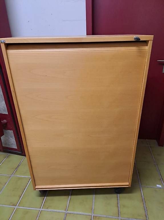 Armadi: Rolladenschrank "Office Mobil" – Usato da Frenkendorf venduto da mak_cdg9