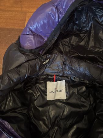 Moncler Jacke in Lila /Violet 