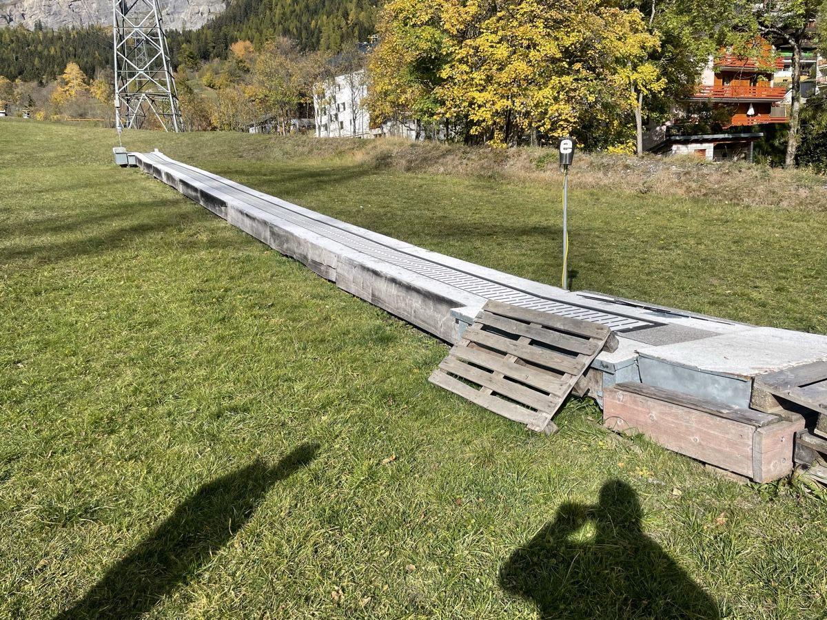 Remorques autochargeuses/d'ensilage: Ski Förderband  – D'occasion à Raron par doncecibg 1