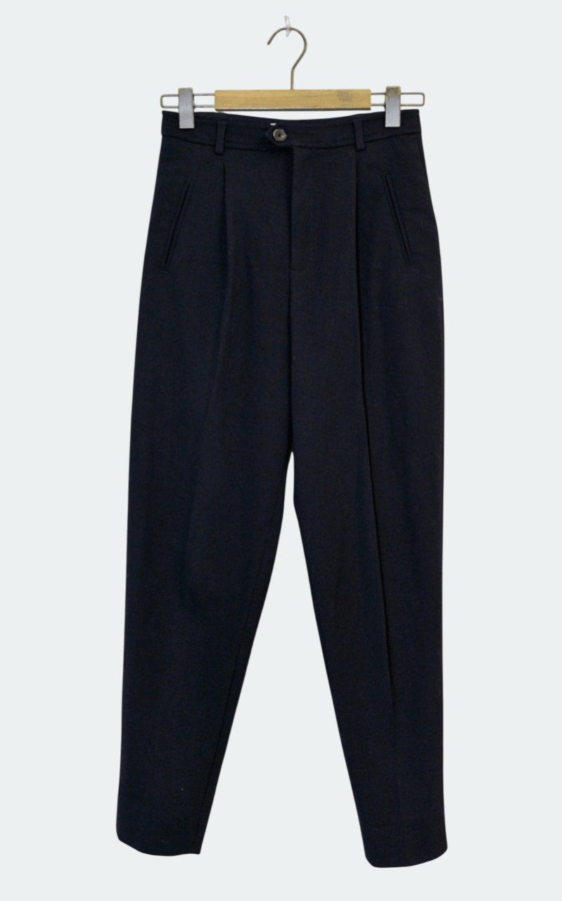 Closed Pantaloni: CLOSED Arlo Hose - W26 – Usato da Illnau venduto da Monkky