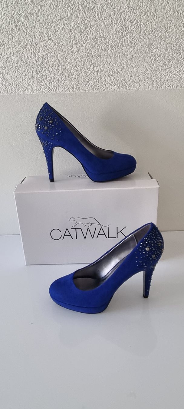 Scarpe da donna: Blu shoes by Catwalk – Nuovo e nell'imballaggio originale da Mendrisio venduto da ann_d9pf 1