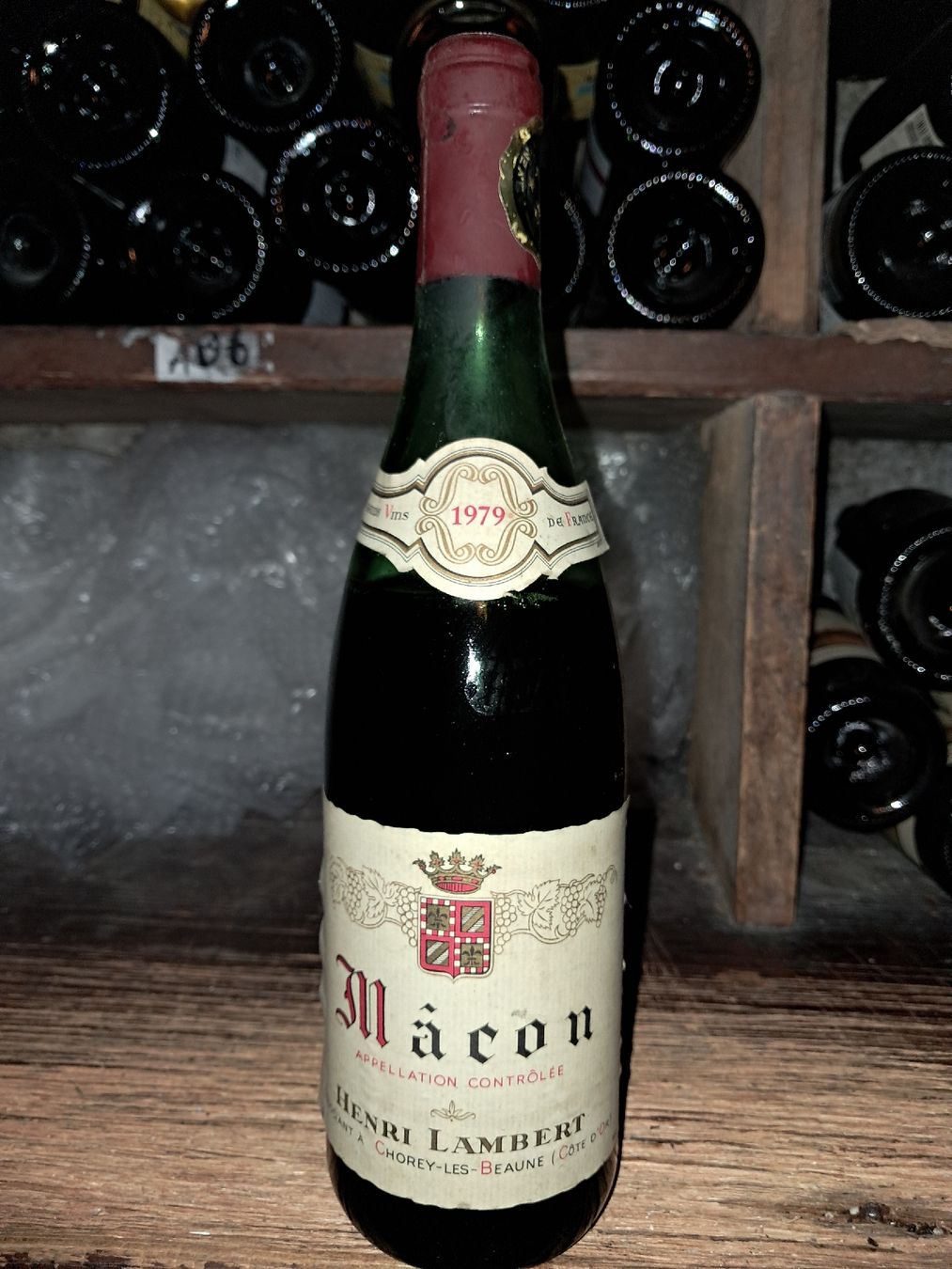 Vino: Mâcon Henri Lambert 1979 – Nuovo e nell'imballaggio originale da Le locle venduto da juliensaran