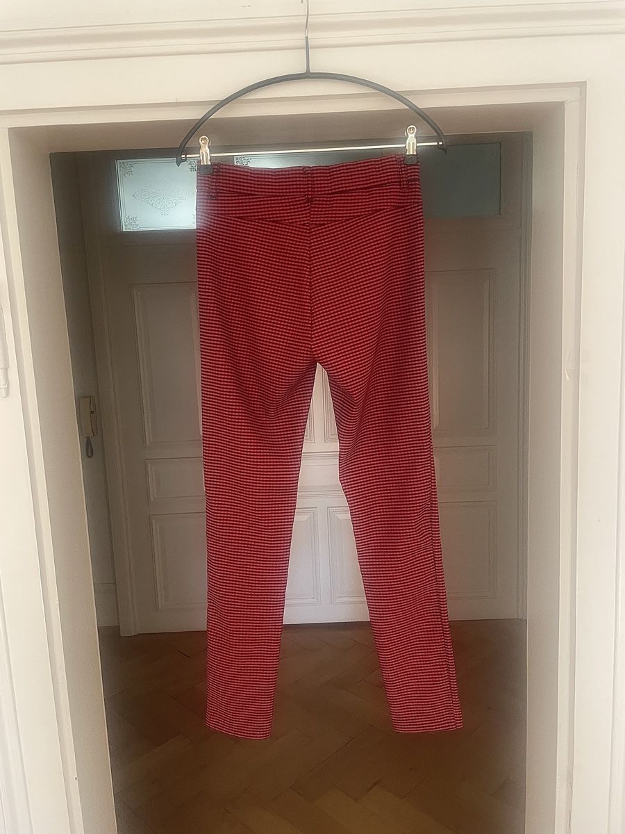 Zara Pantaloni: Rot/Schwarz karierte Hose von Zara – Usato da Zürich venduto da pgr_9pzn 1