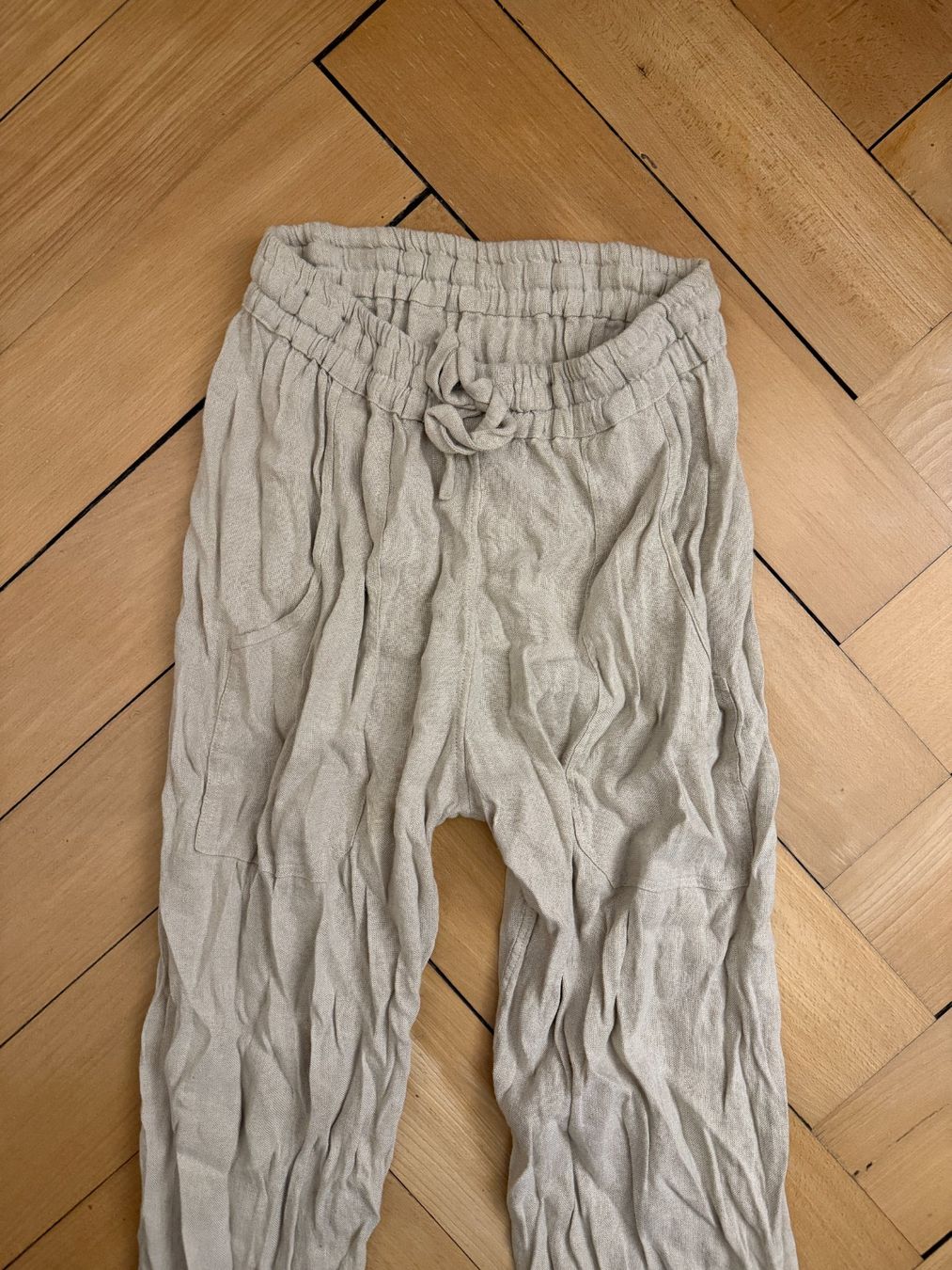 Pantalons: Leinenhose beige M – D'occasion à Zürich par Diazaio 1