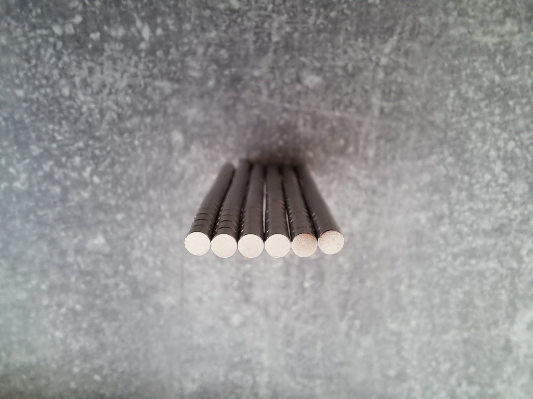 Modellini di ferrovie: Magnete rund,  3mm x 2mm – Nuovo (secondo la descrizione) da Worben venduto da Celvin62 2