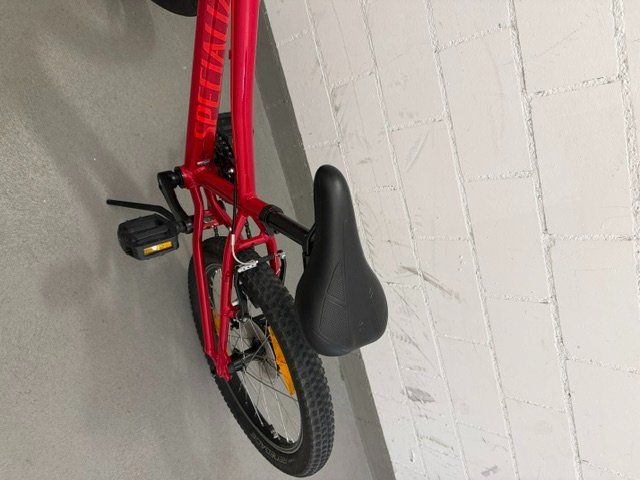 Specialized Velos: Fahrrad Specialized Hotrock 20 – Gebraucht aus Zürich von hrv_wm9n 2